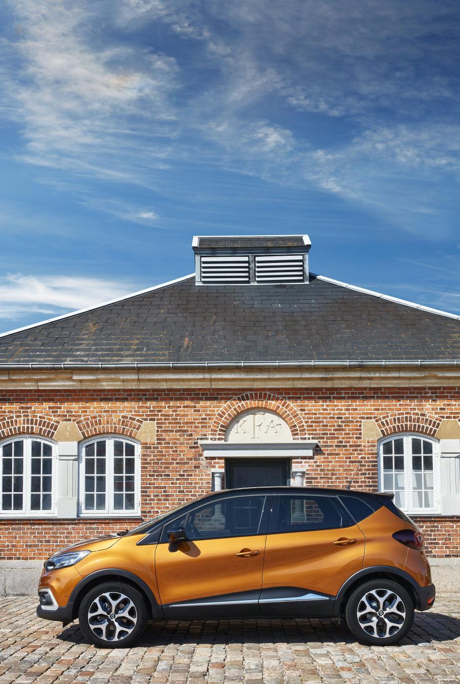  Renault Captur 2017 года  (WW) (фото 39 из 149)